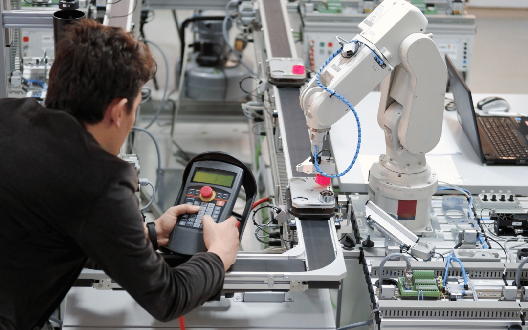 TECNICO SUPERIOR EN MECATRONICA